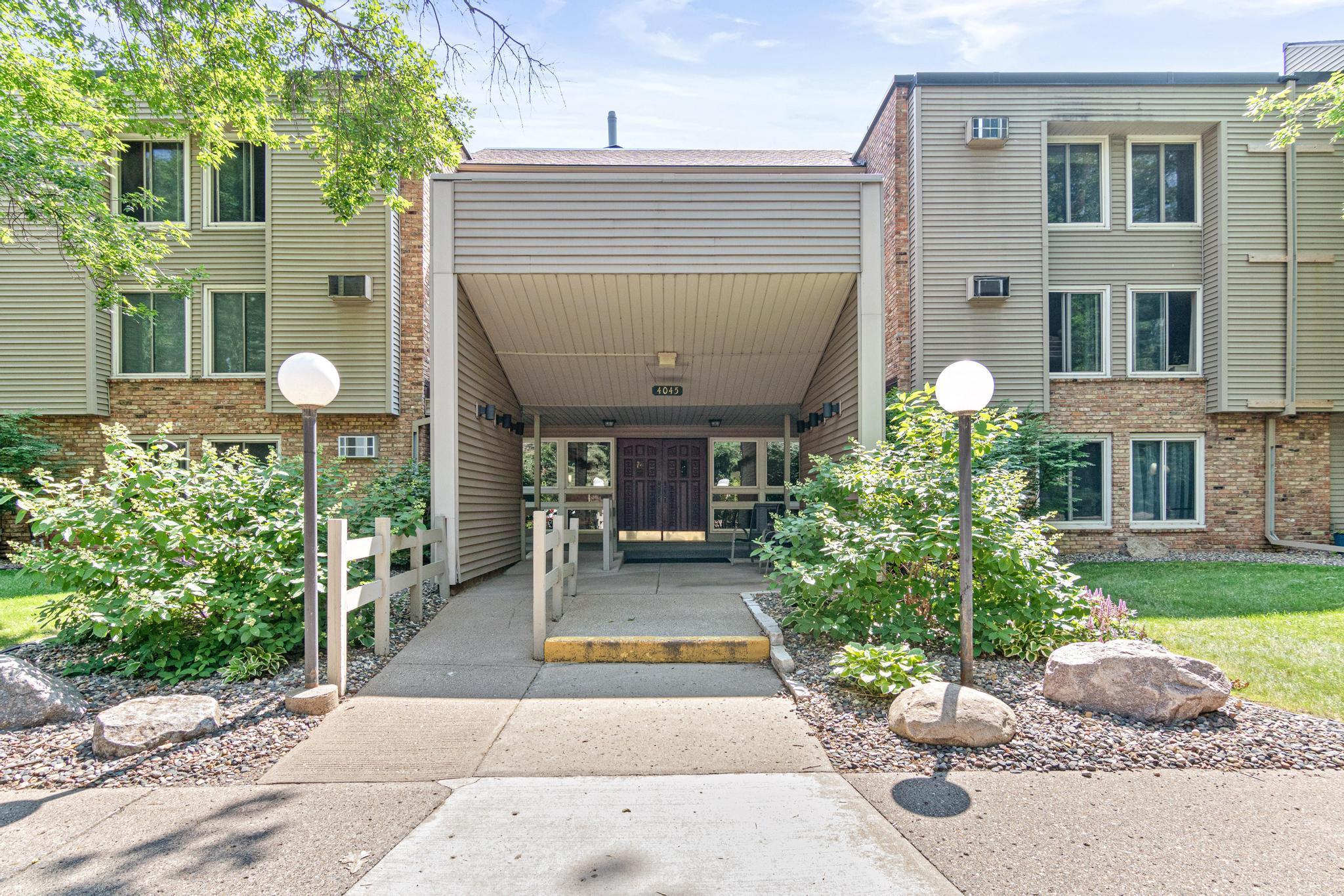4045 Hodgson Road, Unit 207 Shoreview, MN 55126 - Photo 1 of 1 Gallery Image 1