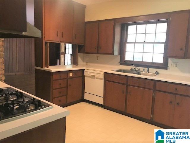 3364 Spring Valley Court Birmingham, AL 35223 - Photo 7 of 26
