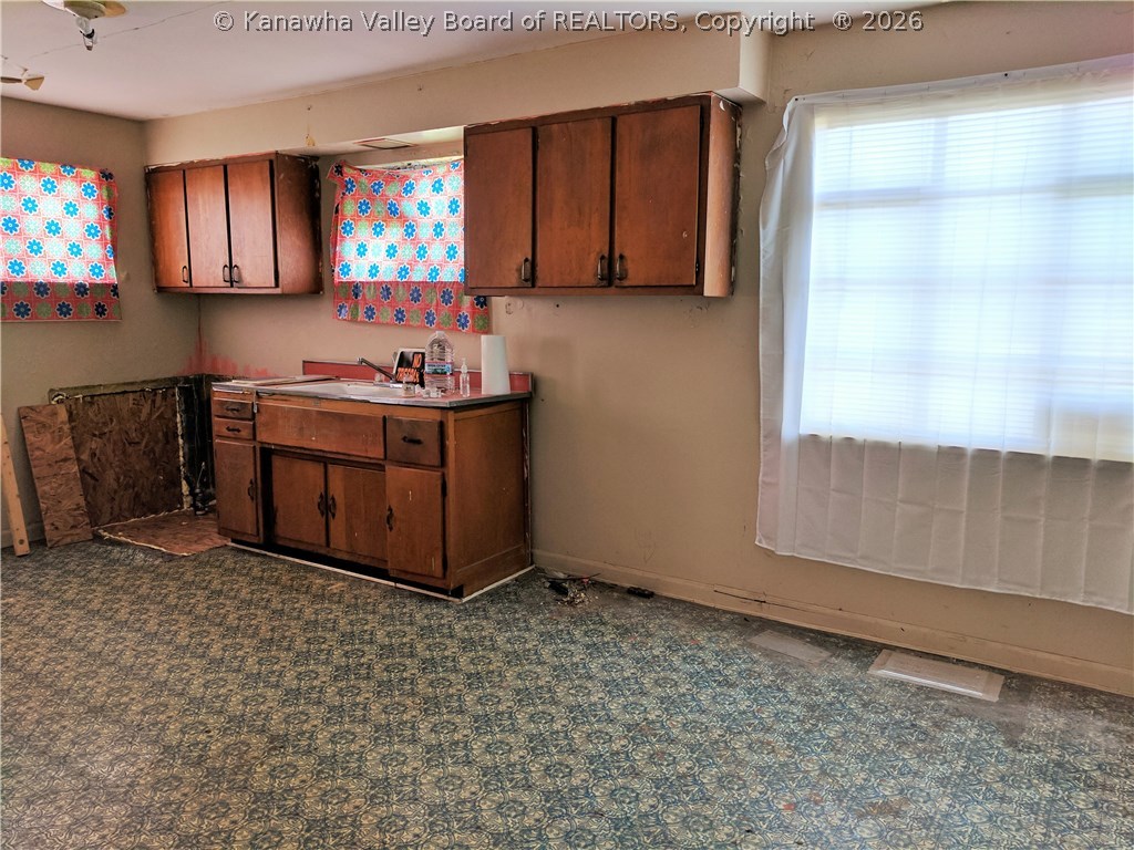 594 Fairview Road Point Pleasant, WV 25550 - Photo 11 of 17 Gallery Image 11