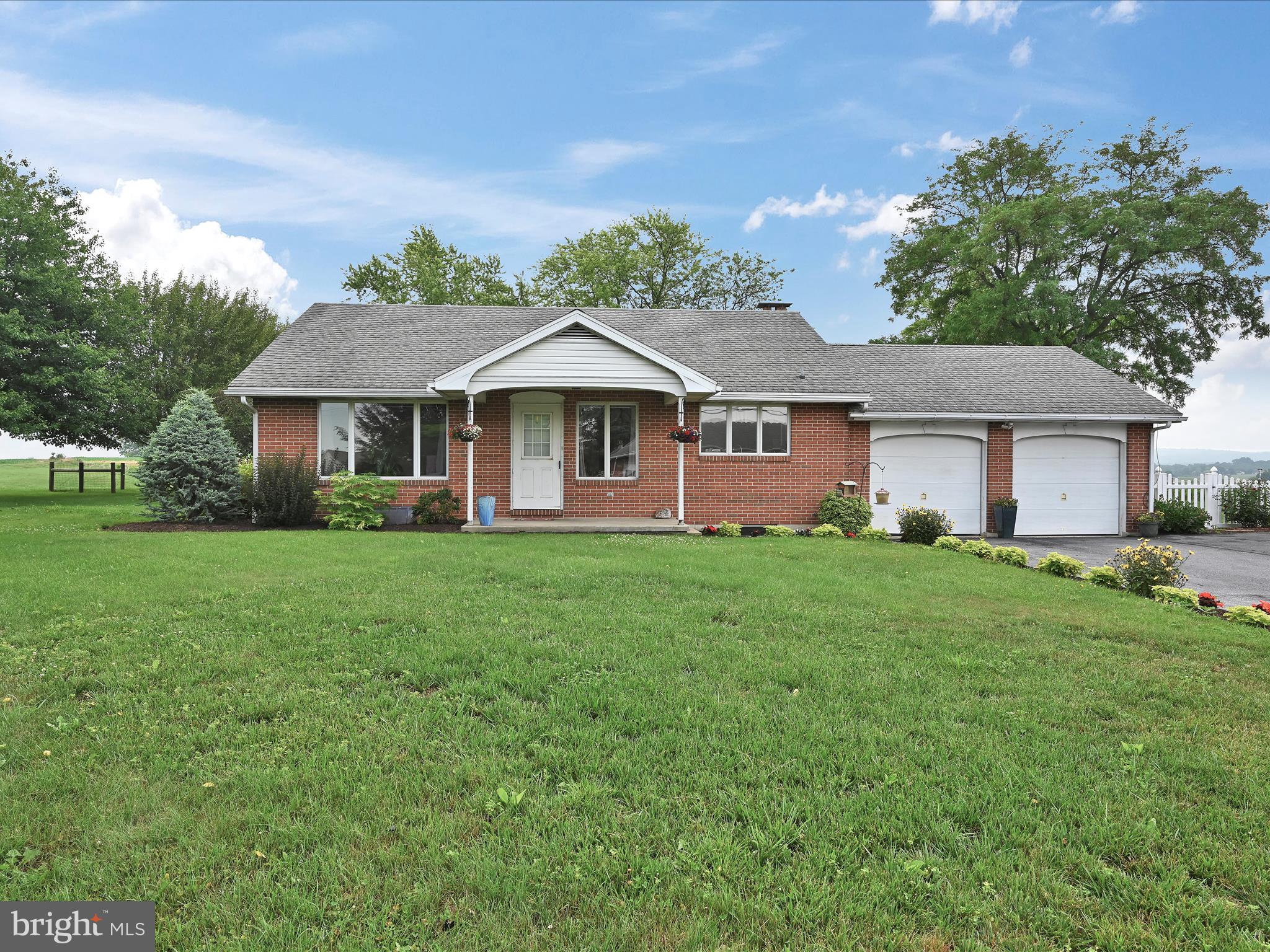 1800 Colebrook Road Lebanon, PA 17042 - Photo 4 of 32 Front