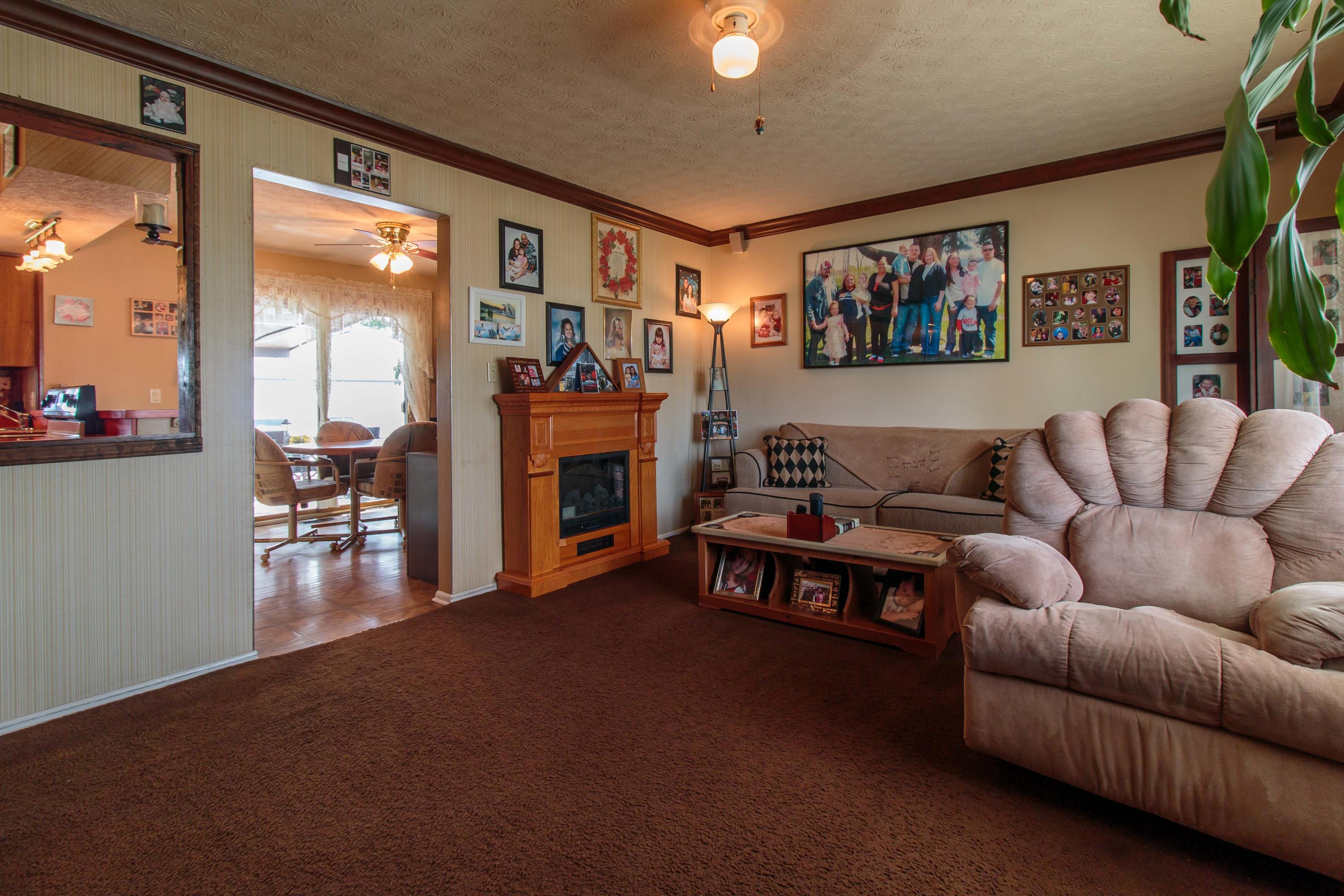 2804 Fleet Road Columbus, OH 43232 - Photo 4 of 47 Gallery Image 4