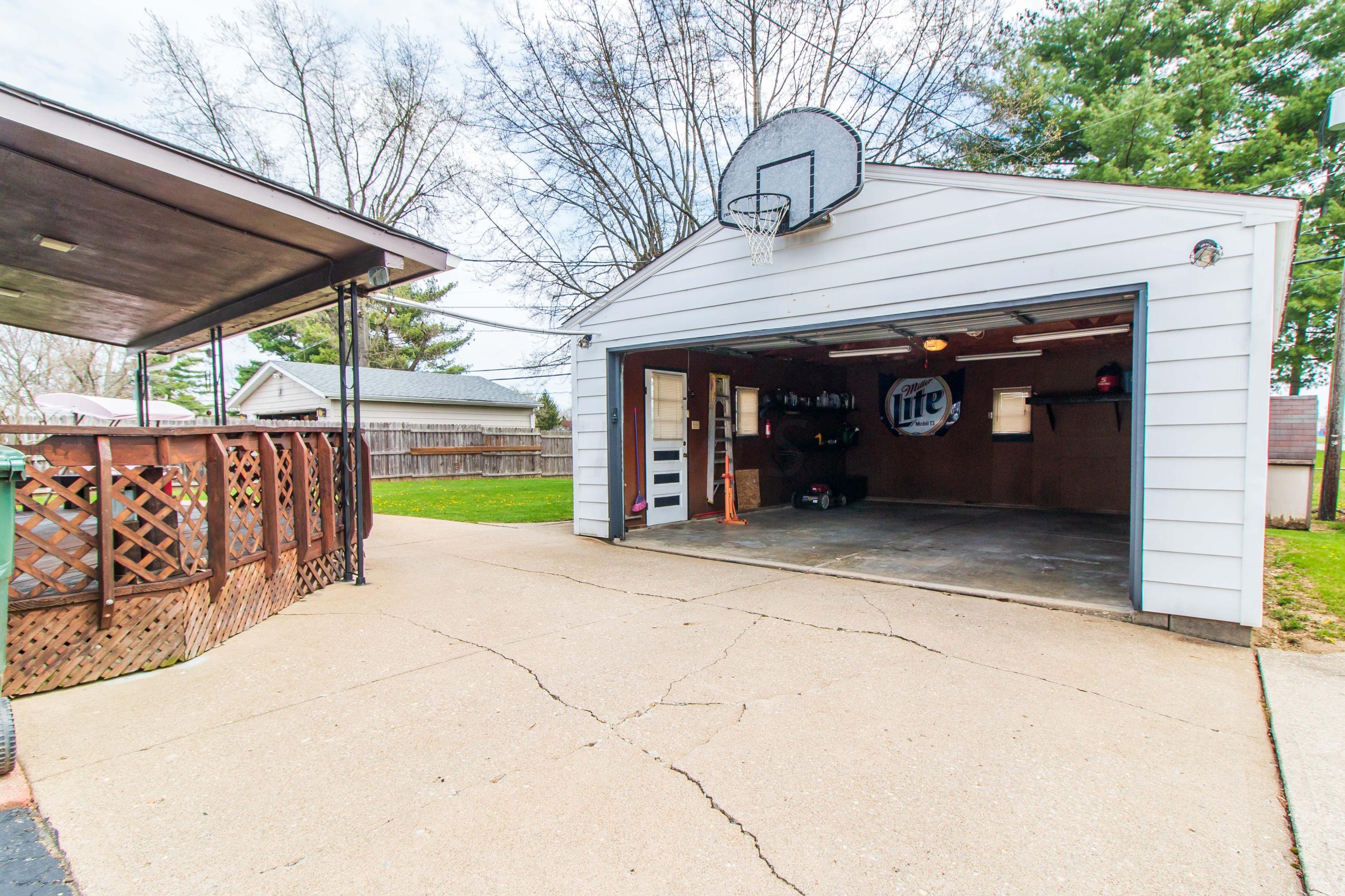 2804 Fleet Road Columbus, OH 43232 - Photo 43 of 47 Gallery Image 43