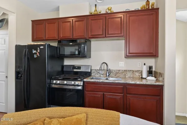 $1,285,000 | 615-617 Boston Avenue, Ventura, CA 93004