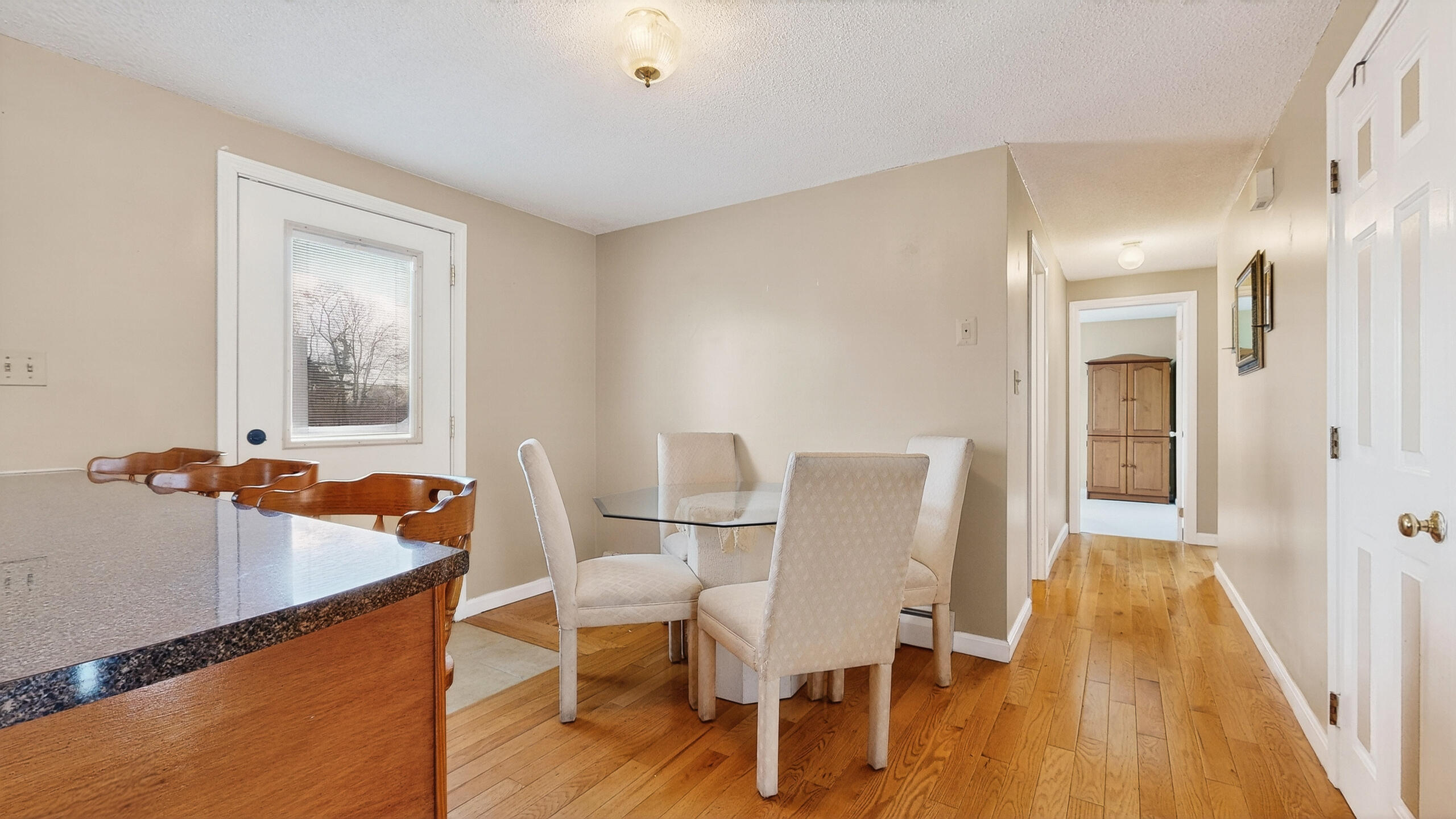 14 Fairfield Road Scarborough, ME 04074 - Photo 8 of 40 14-Fairfield-Rd-Scarborough-12052025_091