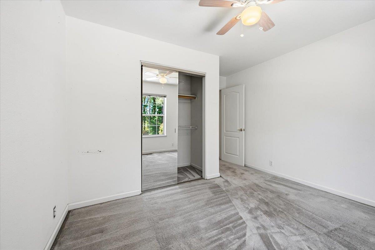 12600 Friar Tuck Road Grass Valley, CA 95949 - Photo 11 of 56 an empty room with a bathroom