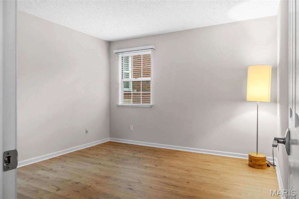 8929 Cardinal Terrace St. Louis, MO 63144 - Photo 11 of 43