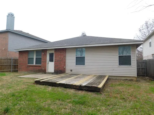 $1,895 | 2017 Shawnee Trail, Fort Worth, TX 76247