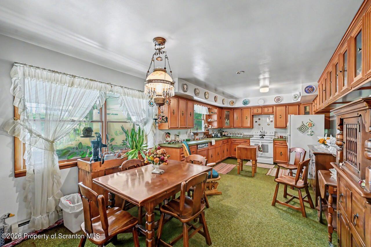 1908 Newton Ransom Boulevard Clarks Summit, PA 18411 - Photo 23 of 82 1908 Newton Ransom Blvd 18 Large