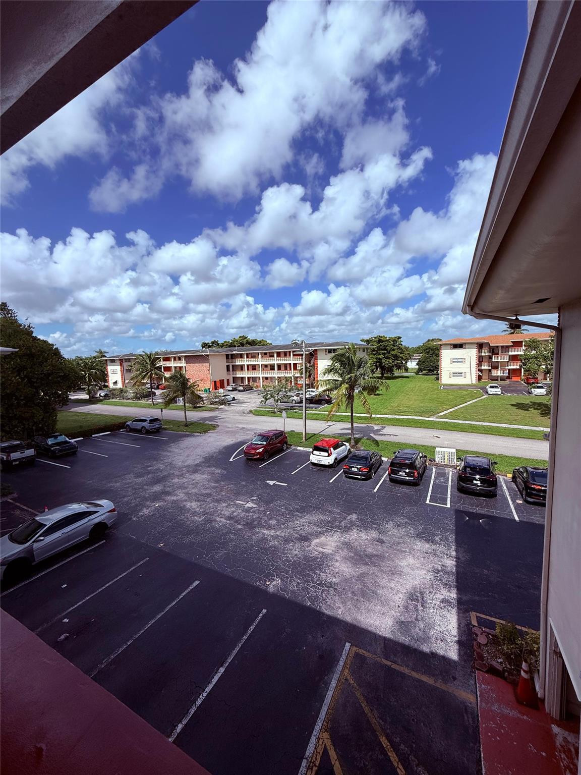 4730 Northwest 10th Court, Unit 312 Plantation, FL 33313 - Photo 2 of 8 Photo 2