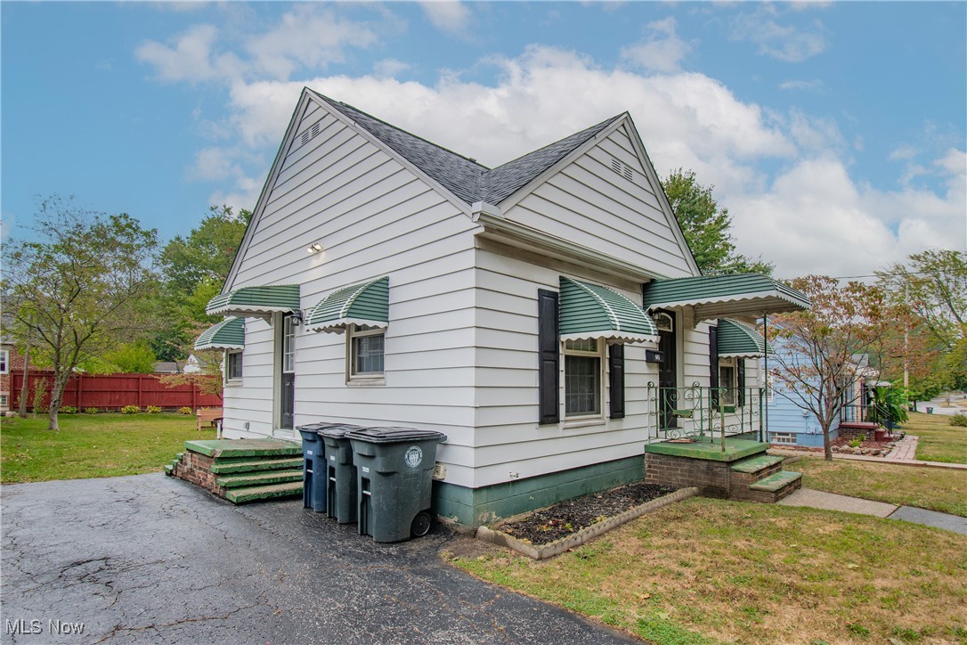 645 Reed Avenue Akron, OH 44306 - Photo 3 of 19 Gallery Image 3