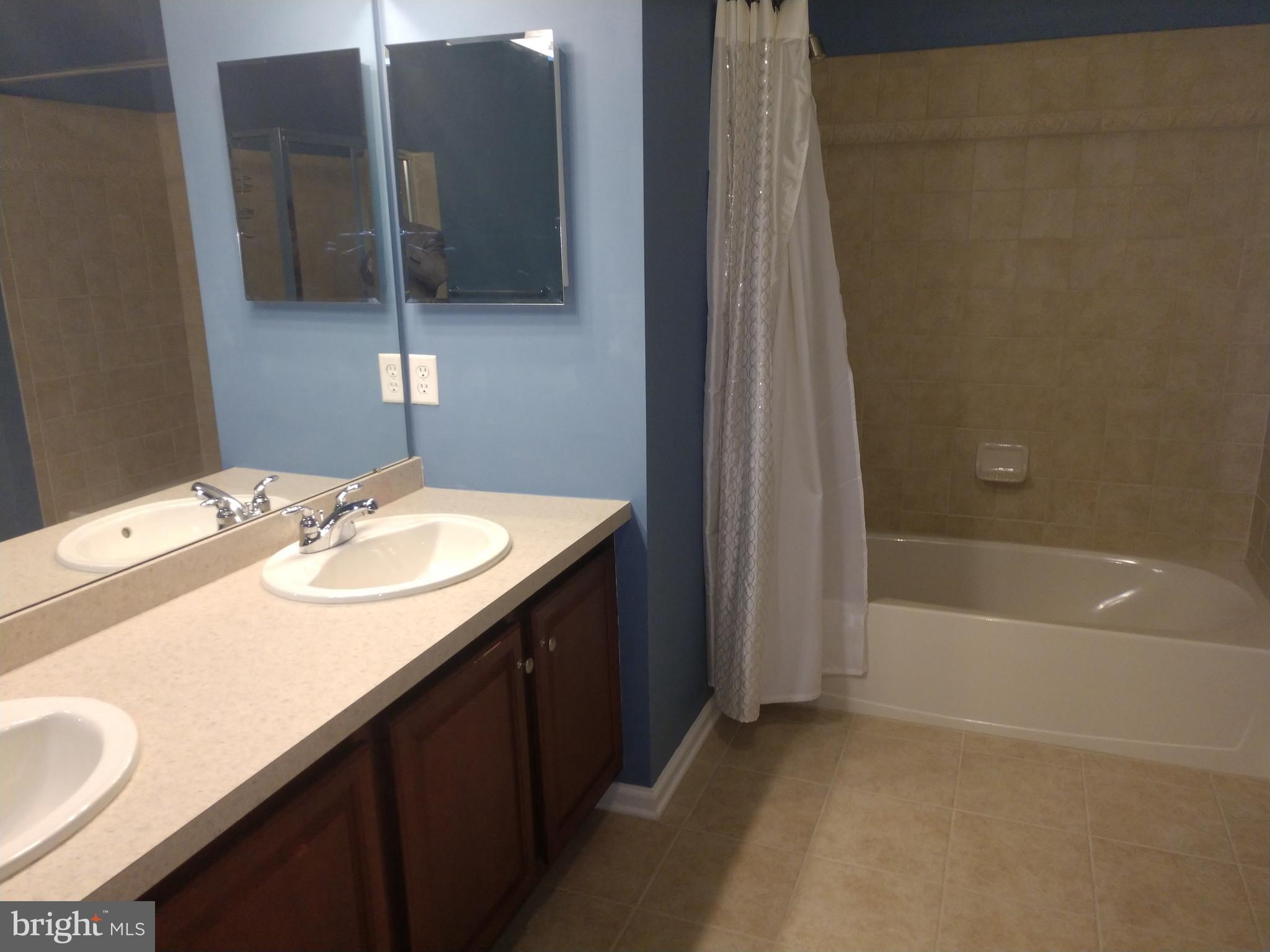 1026 Timberlake Drive Ewing, NJ 08618 - Photo 13 of 19