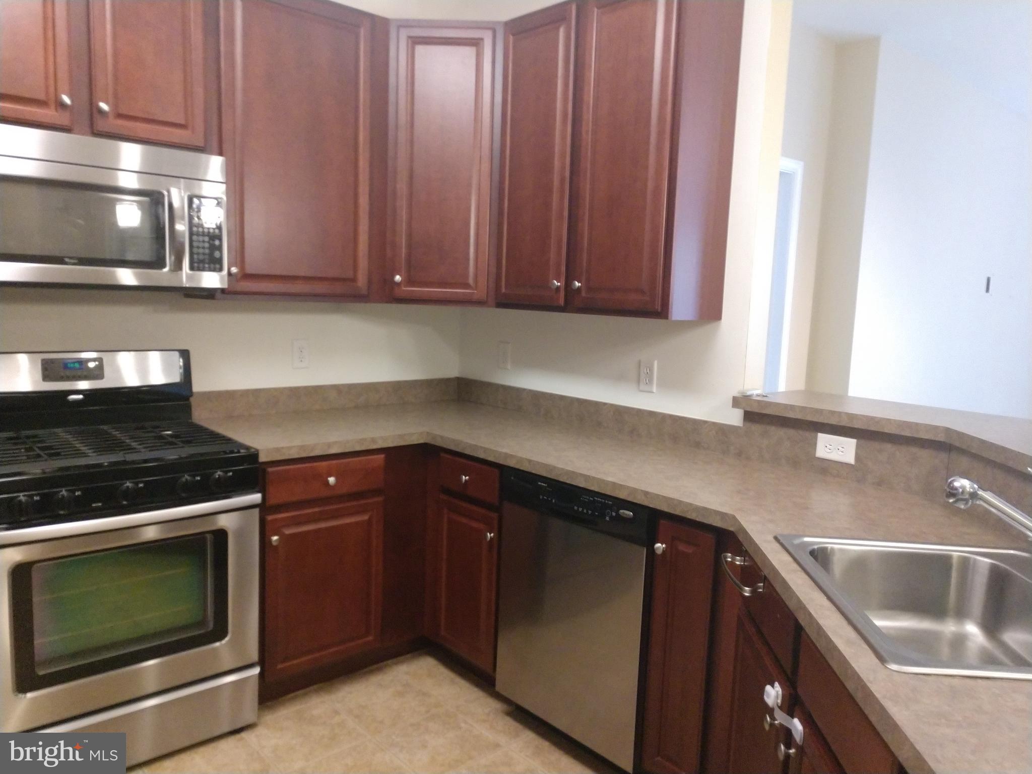 1026 Timberlake Drive Ewing, NJ 08618 - Photo 5 of 19