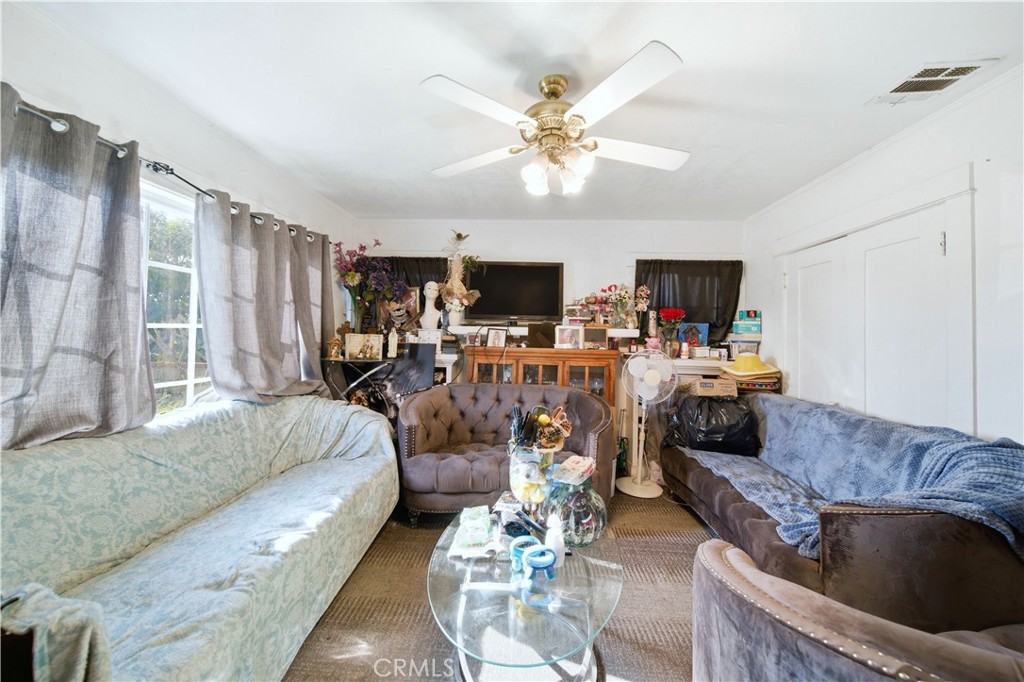 4011 Gibson Road El Monte, CA 91731 - Photo 14 of 15 1st unit Living room