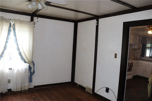 a view of walk in closet