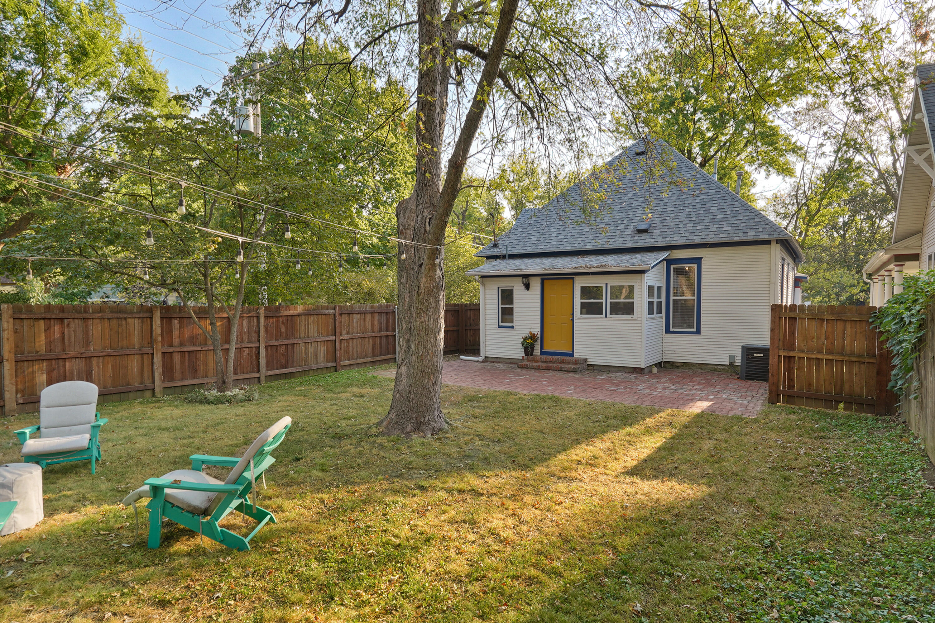 1351 North Summit Avenue Springfield, MO 65802 - Photo 31 of 39 1351 N Summit Ave-36