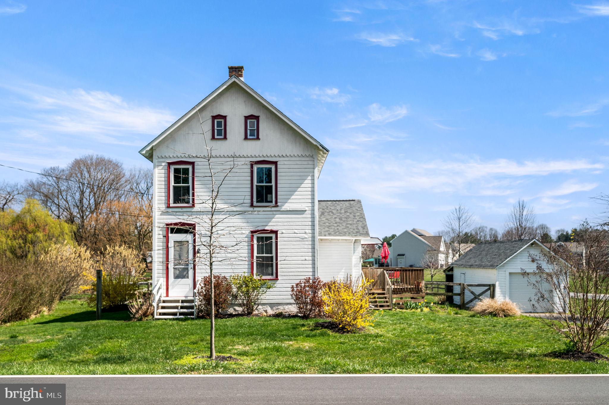 307 Rosehill Road West Grove, PA 19390 - Photo 1 of 29