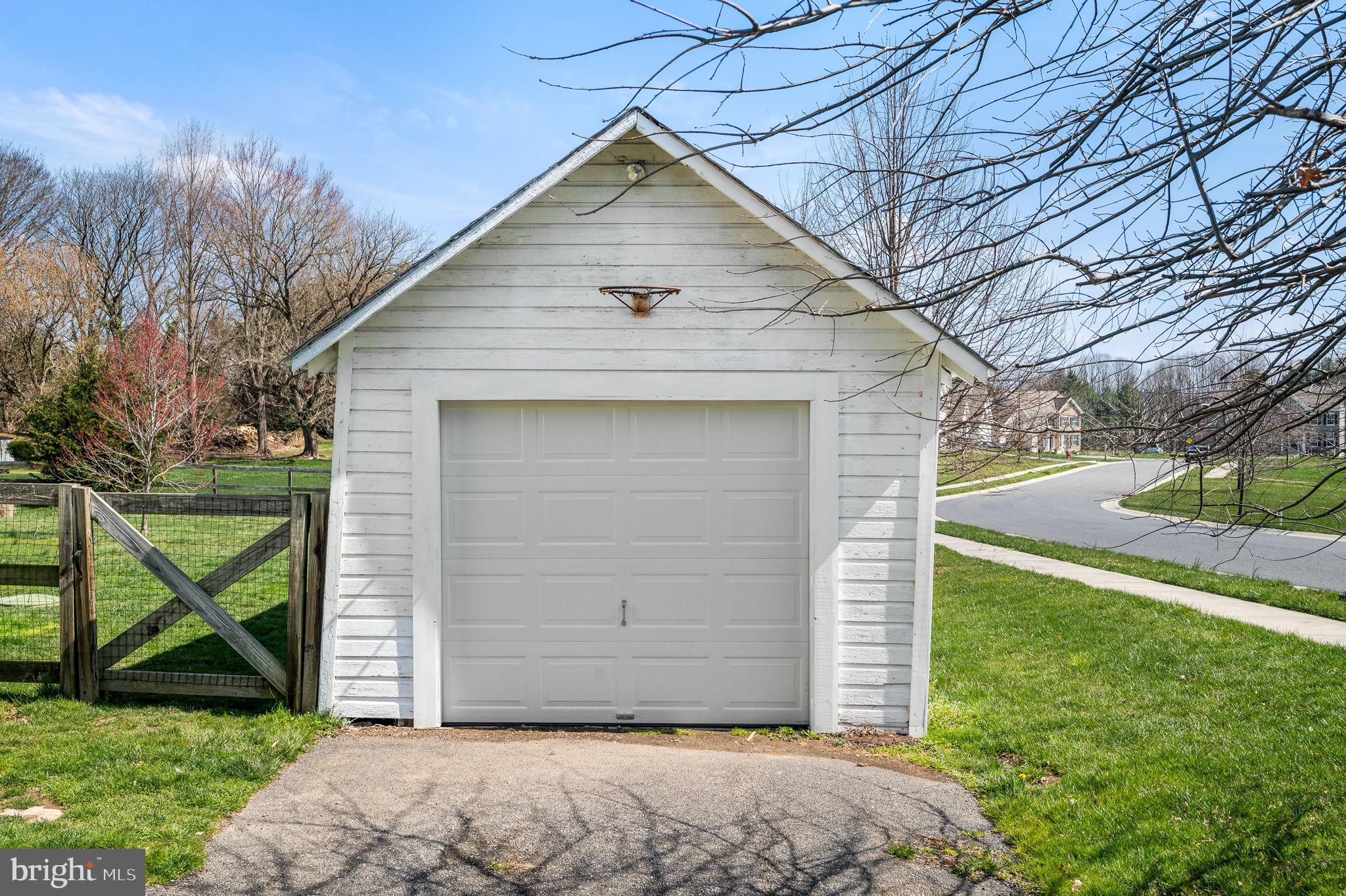 307 Rosehill Road West Grove, PA 19390 - Photo 27 of 29