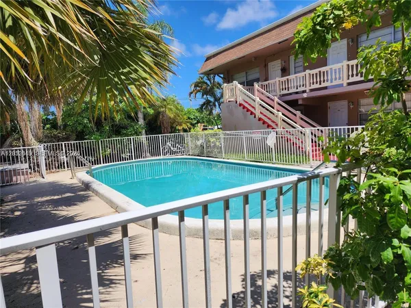 $128,000 | 241 Southeast 9th Avenue, Unit 103, Pompano Beach, FL 33060