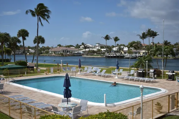 $2,275 | 745 Southeast 19th Avenue, Unit 112, Deerfield Beach, FL 33441