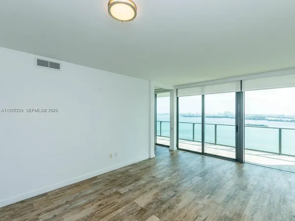 $6,000 | 650 Northeast 32nd Street, Unit 3406, Miami, FL 33137