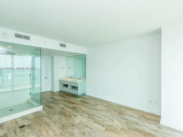 $6,000 | 650 Northeast 32nd Street, Unit 3406, Miami, FL 33137