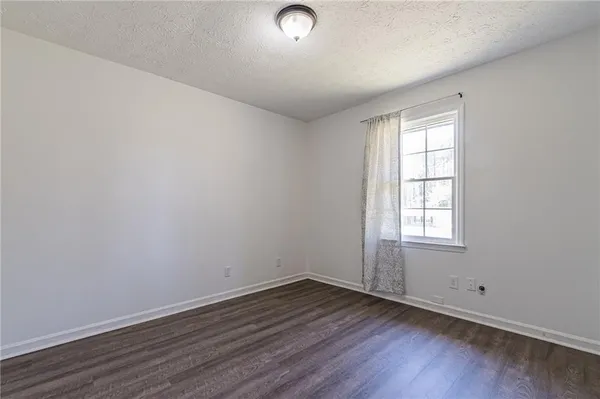 $1,800 | 926 Live Oak Court, Lawrenceville, GA 30046