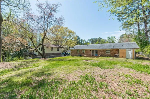 $1,800 | 926 Live Oak Court, Lawrenceville, GA 30046