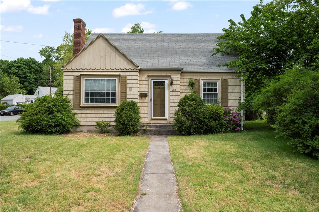 2913 West Shore Road Warwick, RI 02886 - Photo 15 of 16