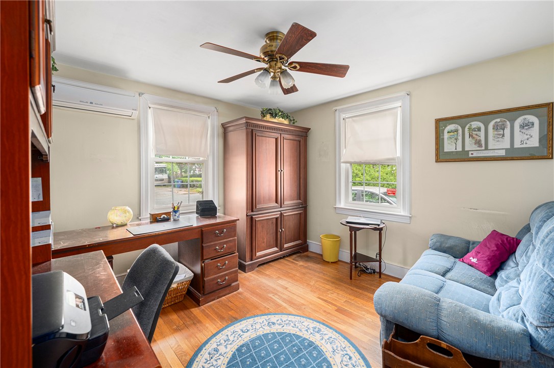 2913 West Shore Road Warwick, RI 02886 - Photo 9 of 16