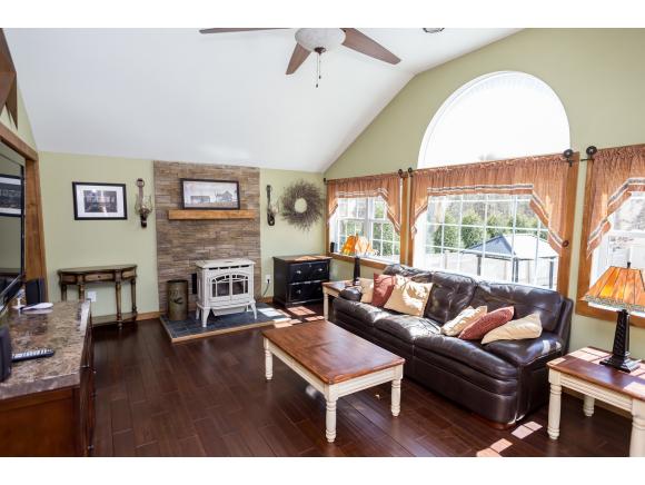 955 Salmon Falls Road Rochester, NH 03868 - Photo 17 of 28 Gallery Image 17