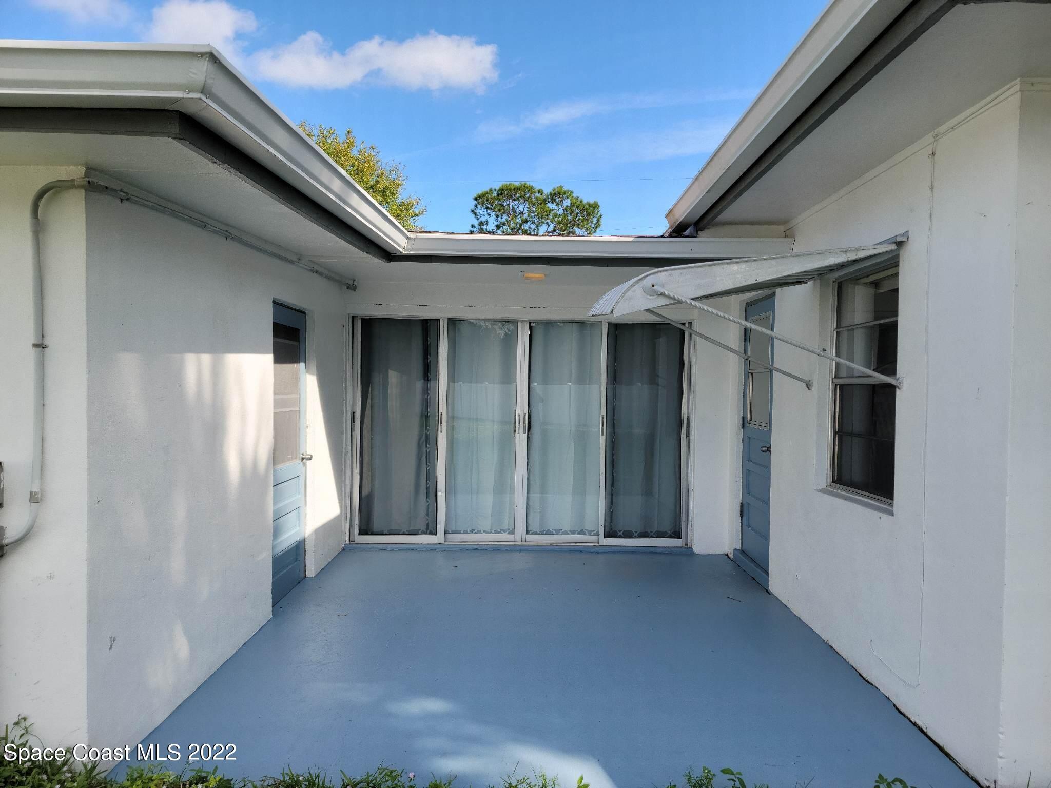1709 Pinewood Road Melbourne, FL 32934 - Photo 34 of 38 318075283_669908211239883_19287813876121