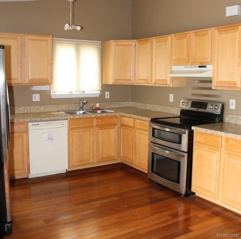 1567 Rustic Ridge Road Canton, MI 48188 - Photo 18 of 27