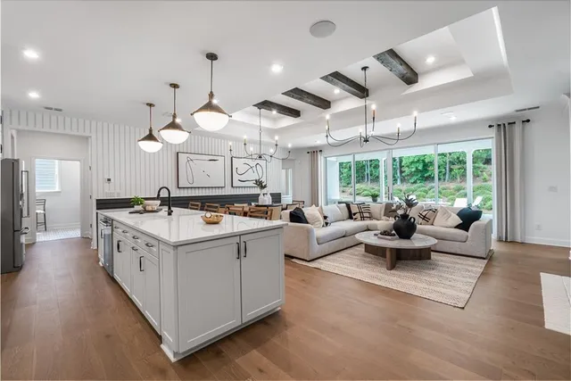 $549,900 | 1371 Starboard Way, Greensboro, GA 30642