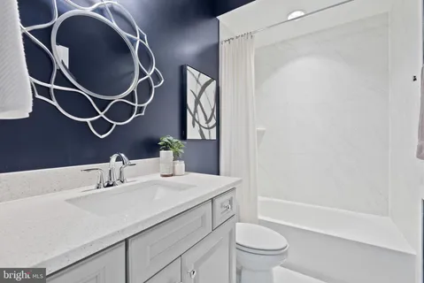 $899,900 | 2840 Red Star Lane, Alexandria, VA 22303