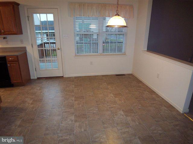 201 Andover Lane Lititz, PA 17543 - Photo 5 of 14