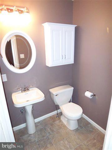201 Andover Lane Lititz, PA 17543 - Photo 9 of 14