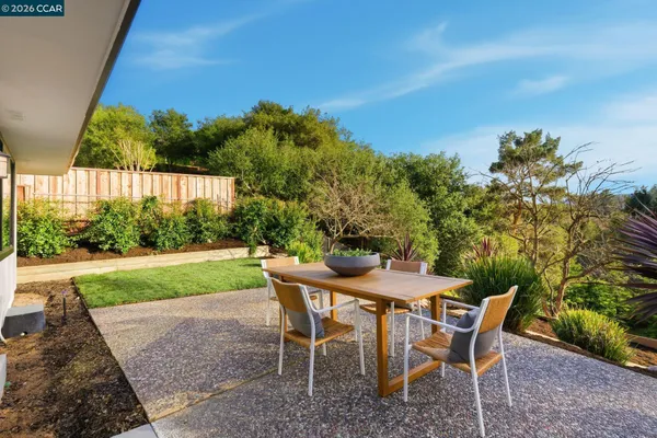 $2,050,000 | 89 Greenfield Drive, Moraga, CA 94556