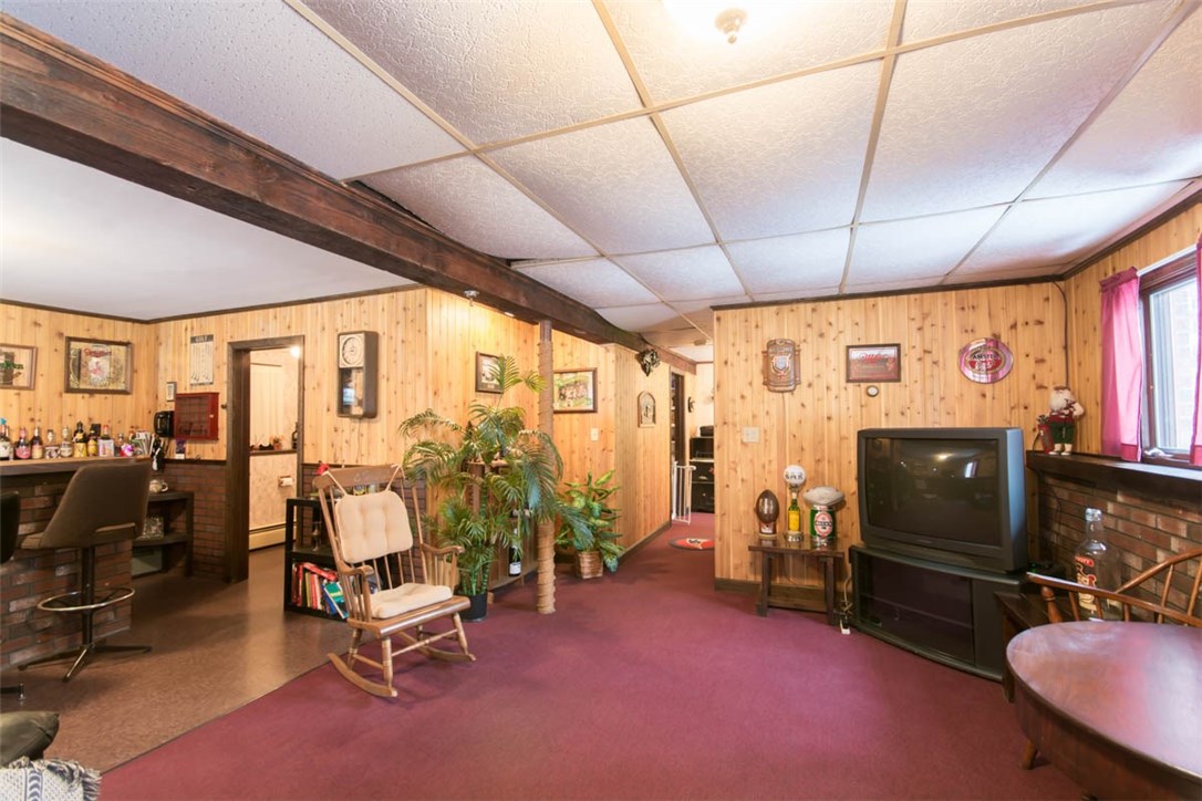 70 Beth Road Tiverton, RI 02878 - Photo 21 of 39