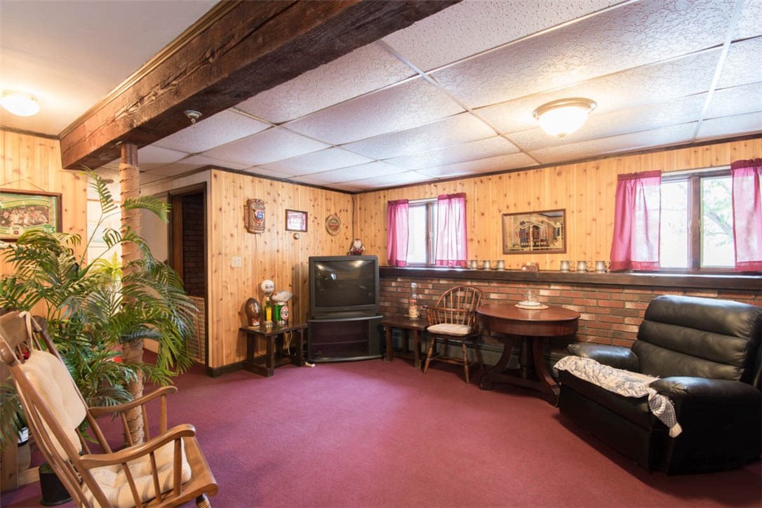 70 Beth Road Tiverton, RI 02878 - Photo 26 of 39