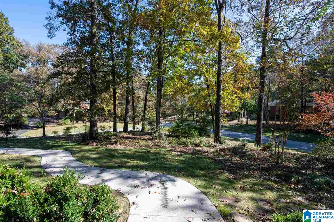 464 Green Glade Road Birmingham, AL 35244 - Photo 3 of 45