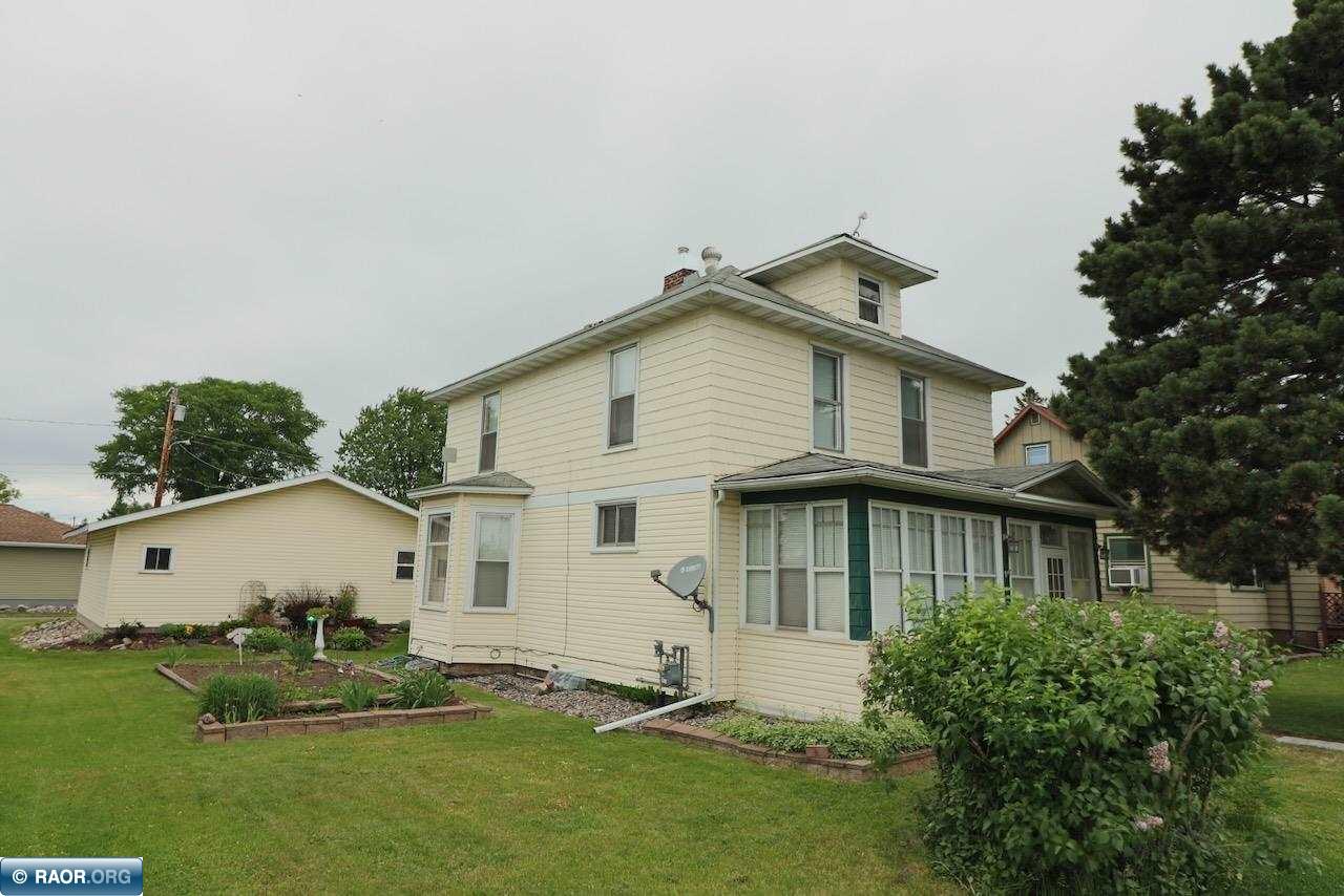 127 5th Avenue South Biwabik, MN 55708 - Photo 2 of 44