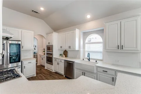 $395,000 | 6321 Farndon Drive, Aubrey, TX 76227