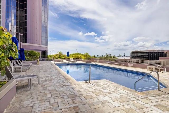 $585,000 | 425 South Street, Unit 503, Honolulu, HI 96813