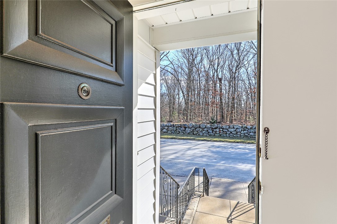 49 Alfred Stone Road Pawtucket, RI 02860 - Photo 4 of 45