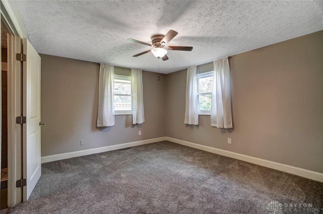 4960 Tilbury Road Huber Heights, OH 45424 - Photo 19 of 34