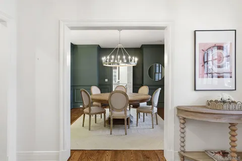 $4,095,000 | 15 Davis Avenue, Rye, NY 10580