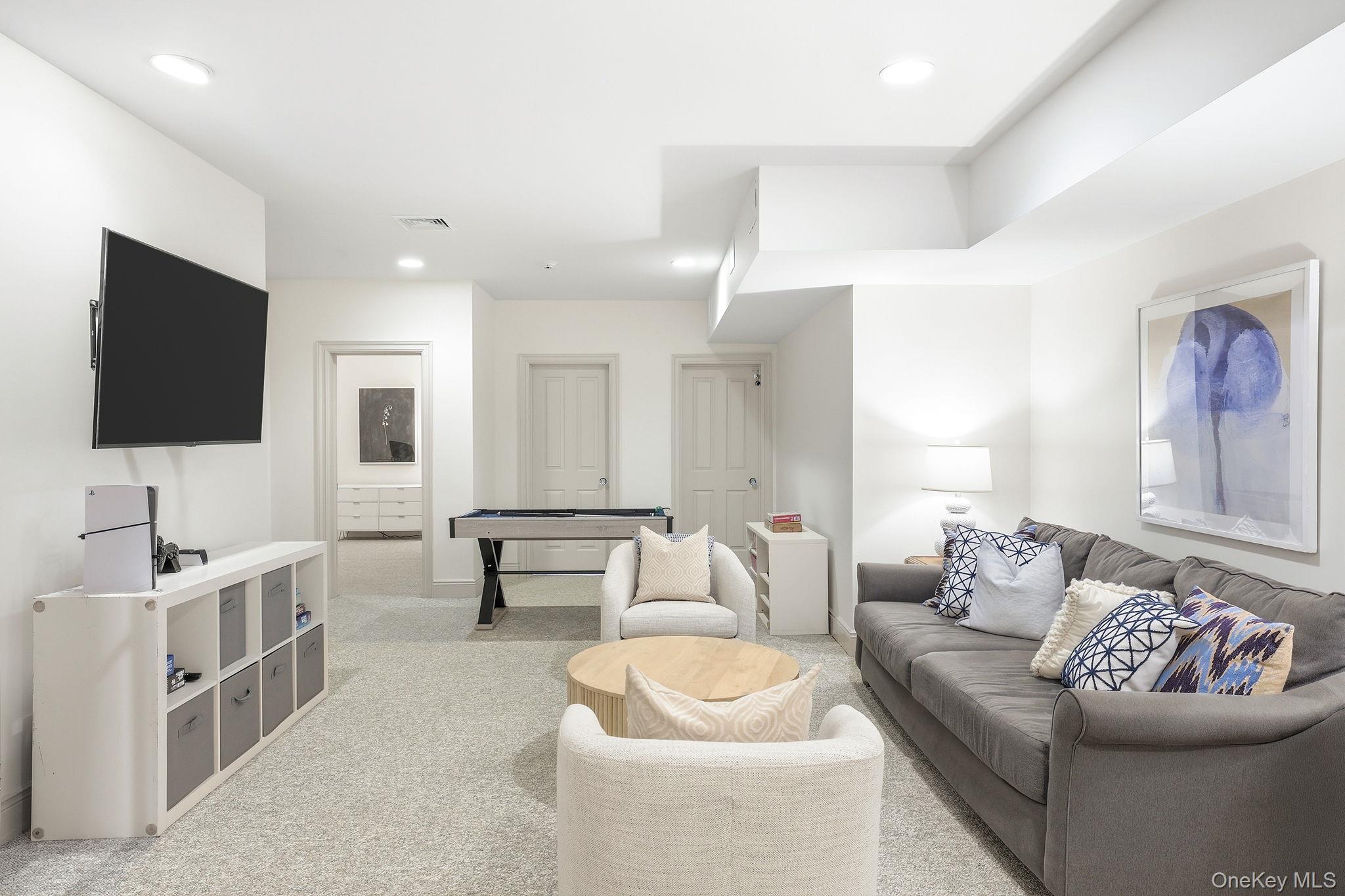 15 Davis Avenue Rye, NY 10580 - Photo 27 of 33