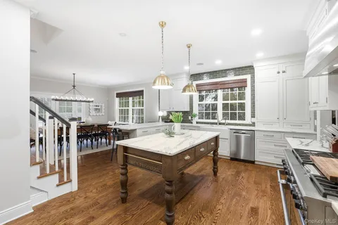 $4,095,000 | 15 Davis Avenue, Rye, NY 10580