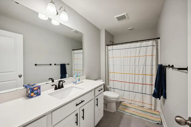 $440,000 | 1057 Stone Creek Dr., Jordan, MN 55352