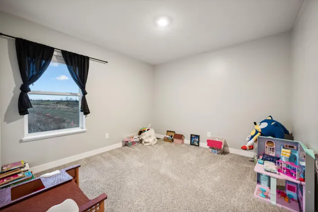 $440,000 | 1057 Stone Creek Dr., Jordan, MN 55352